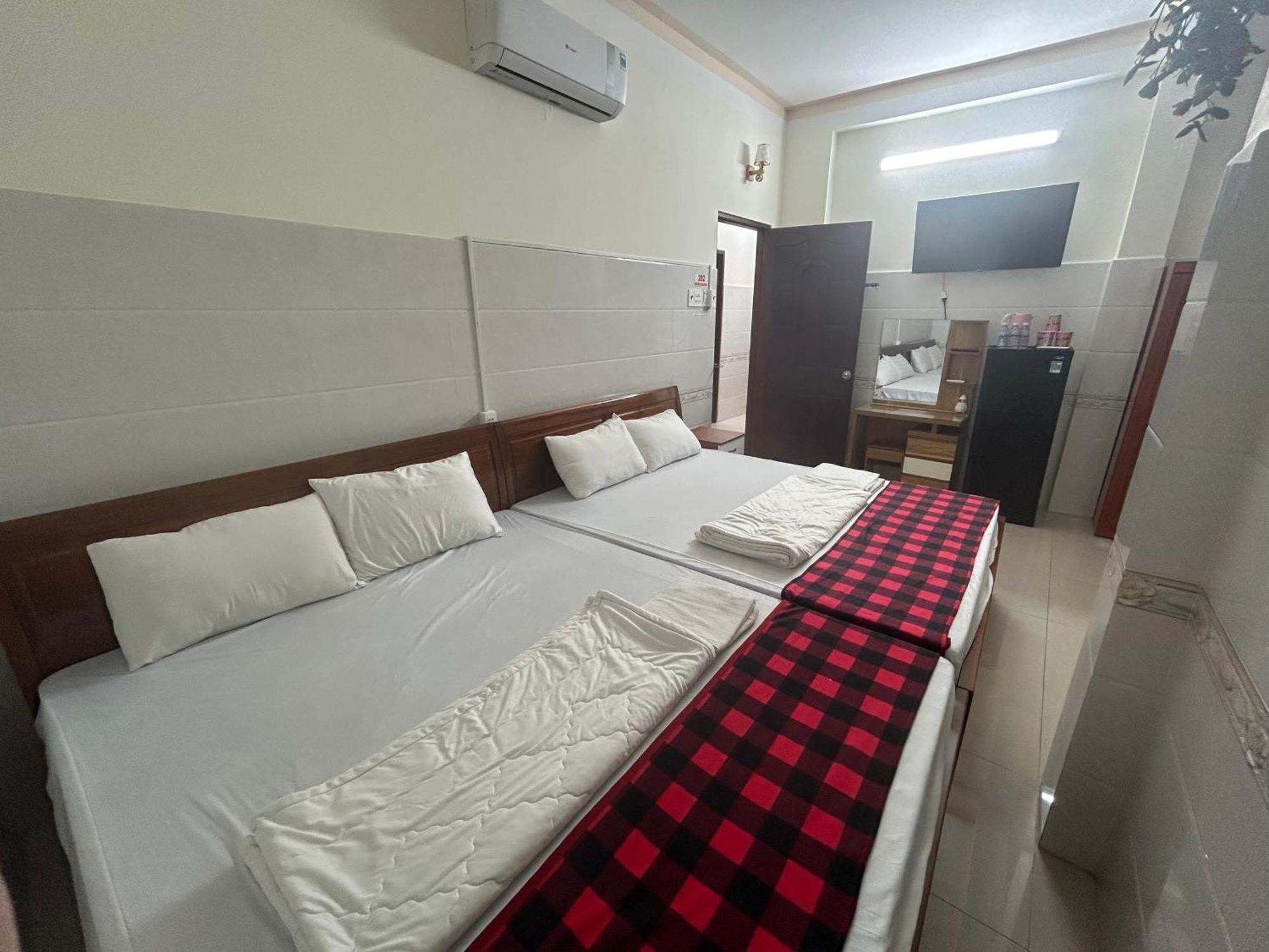 Hotel Anh Tuan Bac Lieu Buitenkant foto